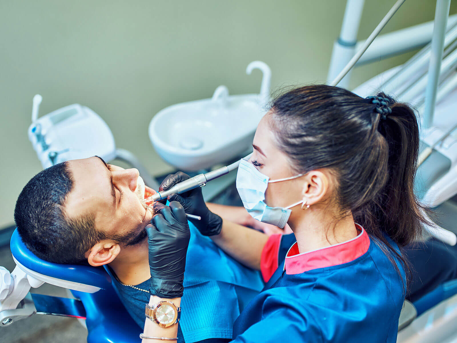 Essential Tips To Help You Recover From A Tooth Extraction